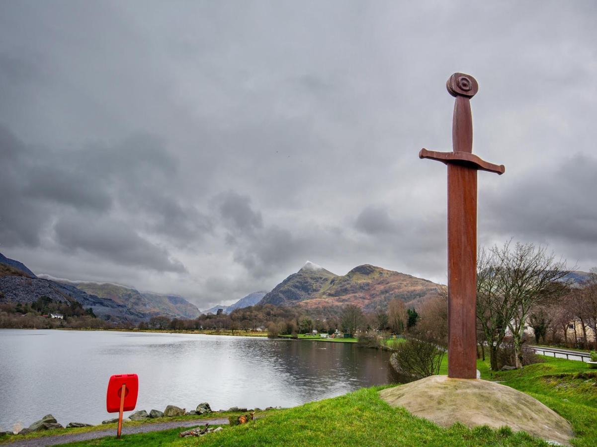 Padarn Hotel ลานเบอริส ภายนอก รูปภาพ